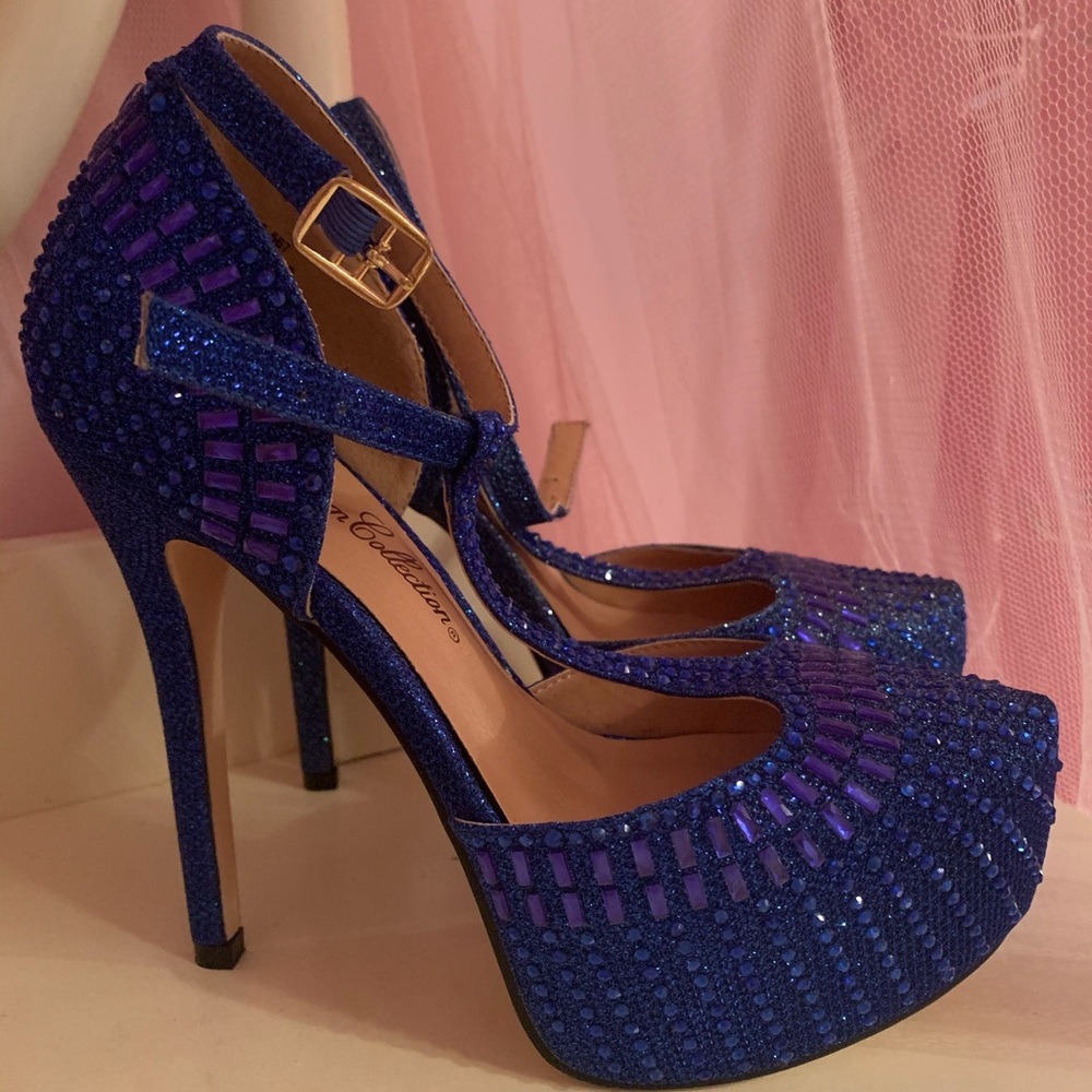 Heels - Picture 4 of 4